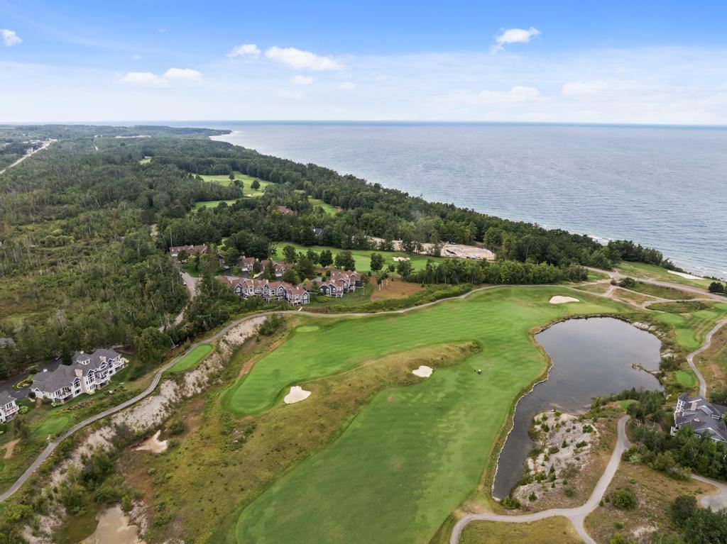 6193 Coastal Cliffs Court Bay Harbor MI 49770