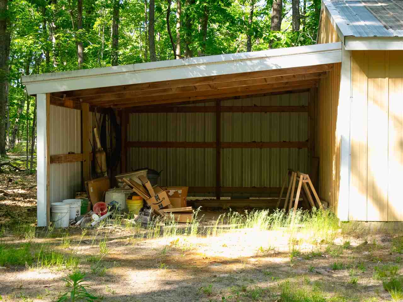 2403 Bennett Road Topinabee MI 49791