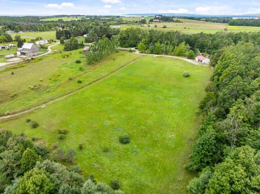 1951 Intertown Road Petoskey MI 49770