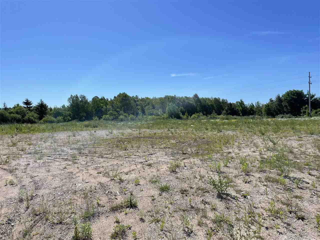 11758 - 2 Us 31 Highway Charlevoix MI 49720-000