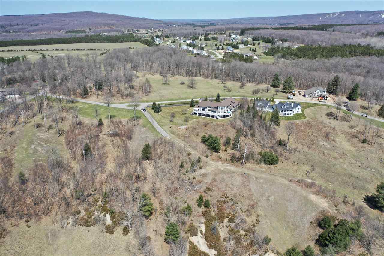 8100 Broken Ridge Harbor Springs MI 49740