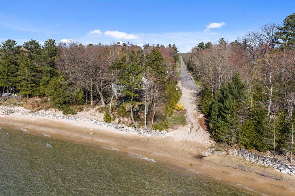 14294 Erickson Road Kewadin MI 49648