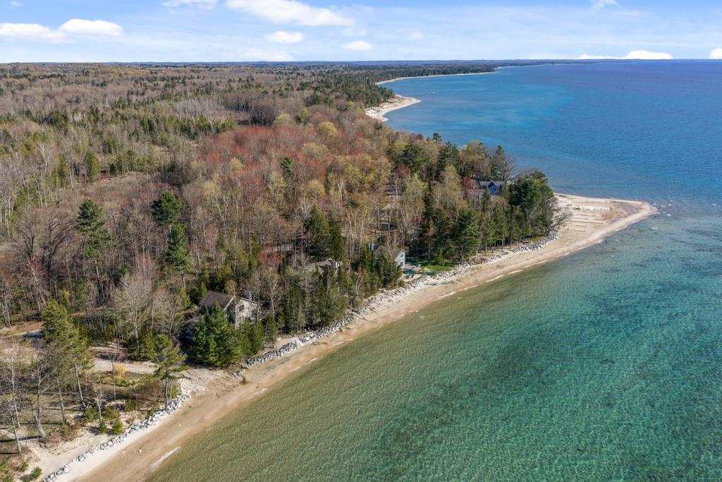 14294 Erickson Road Kewadin MI 49648