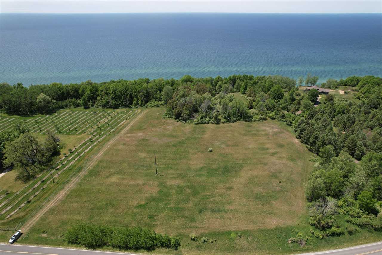 Tbd S Scenic Drive Montague MI 49437