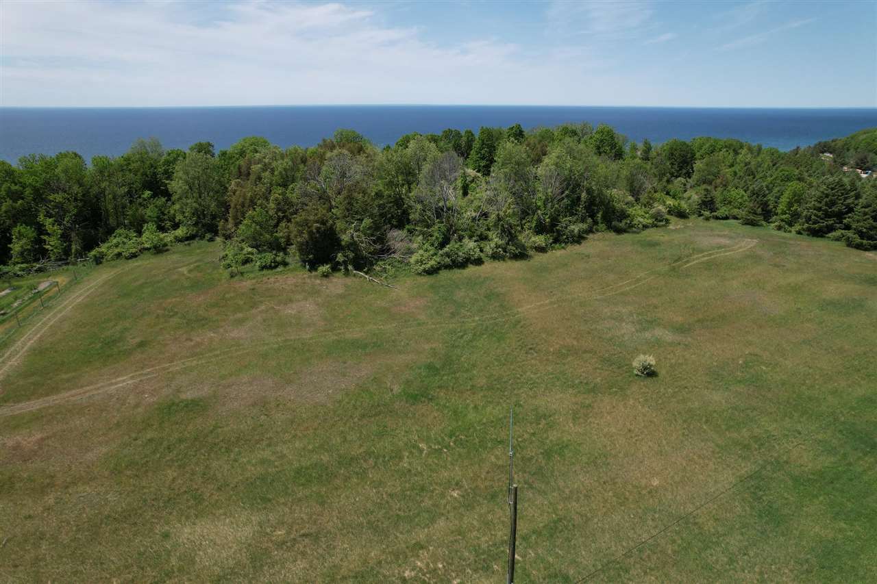 Tbd S Scenic Drive Montague MI 49437