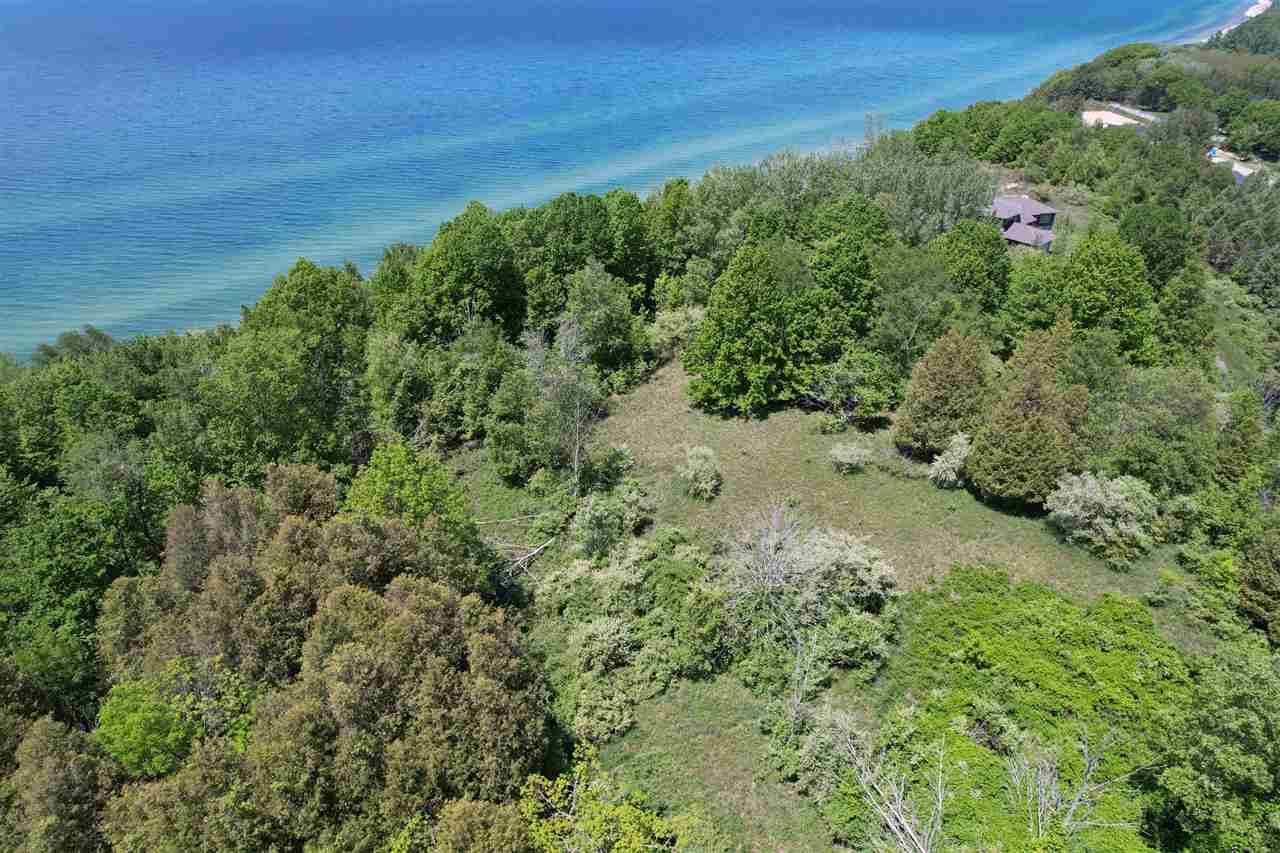 Tbd S Scenic Drive Montague MI 49437
