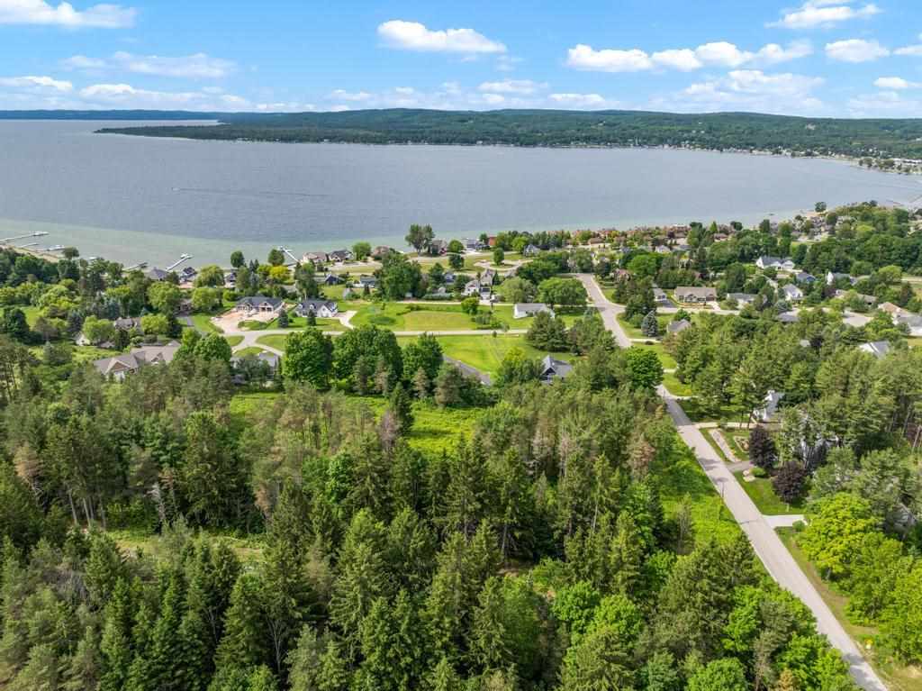 Tbd Bay Ridge Lane Boyne City MI 49712