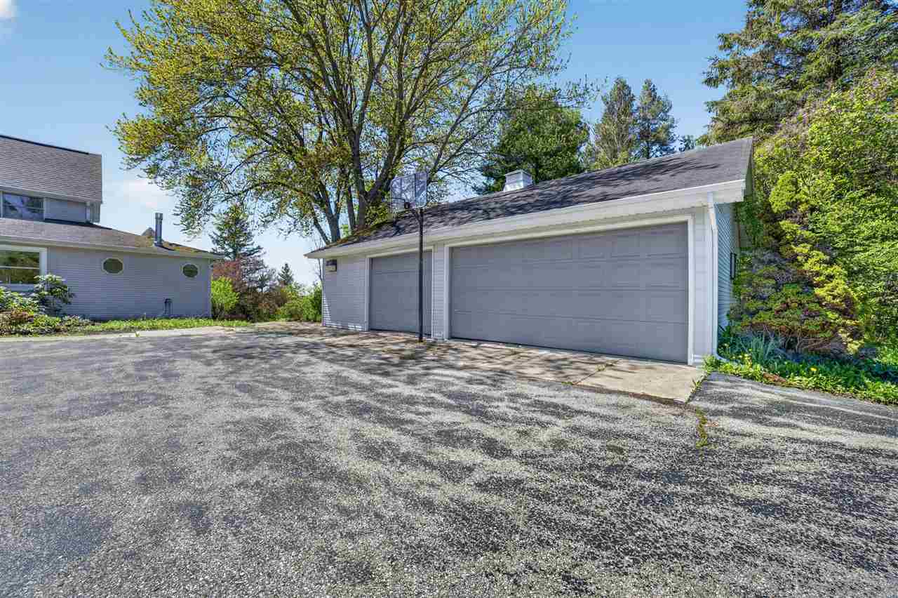 9661 Lake Street Ellsworth MI 49729