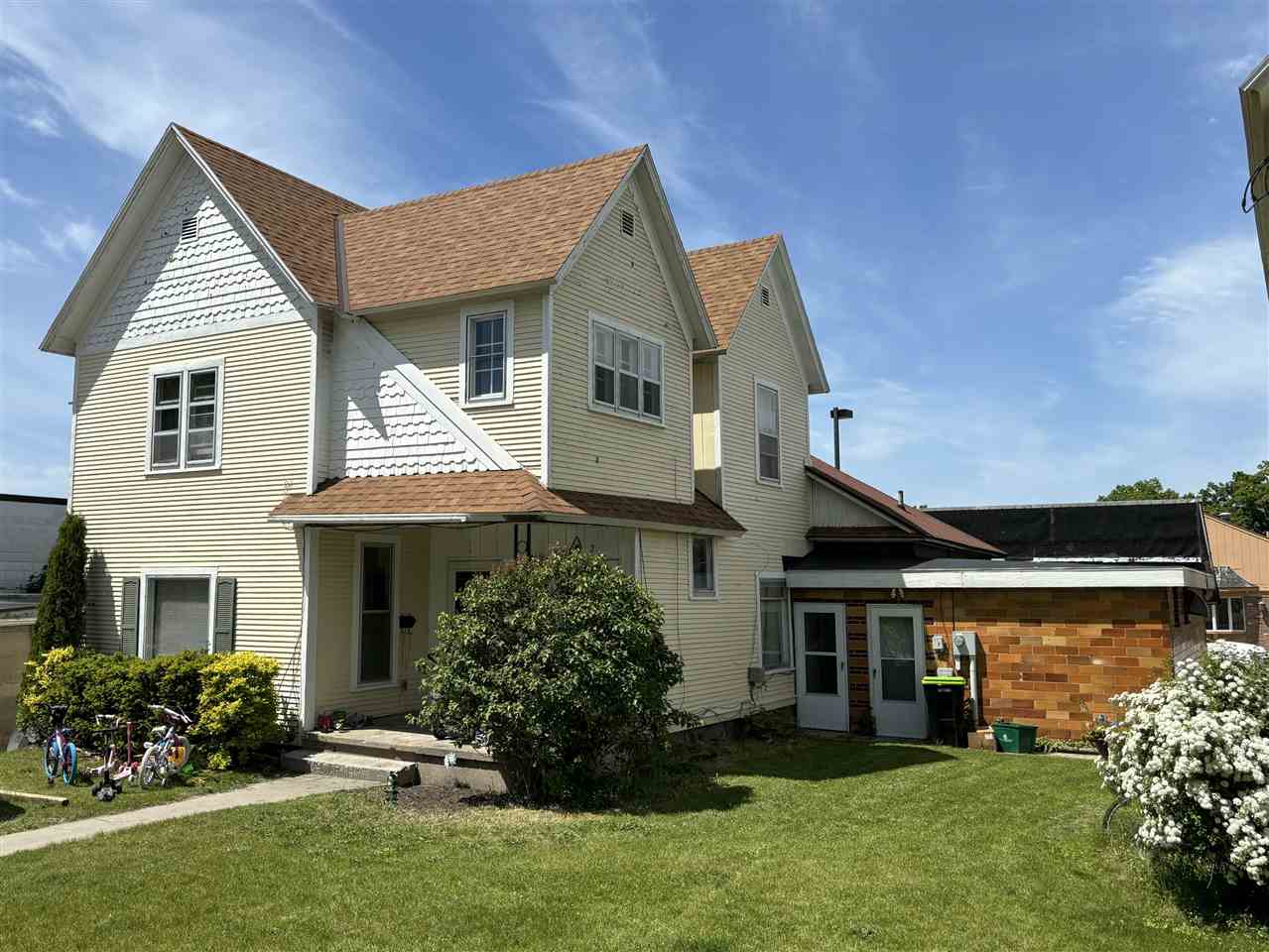 319 W Mitchell Street Petoskey MI 49770