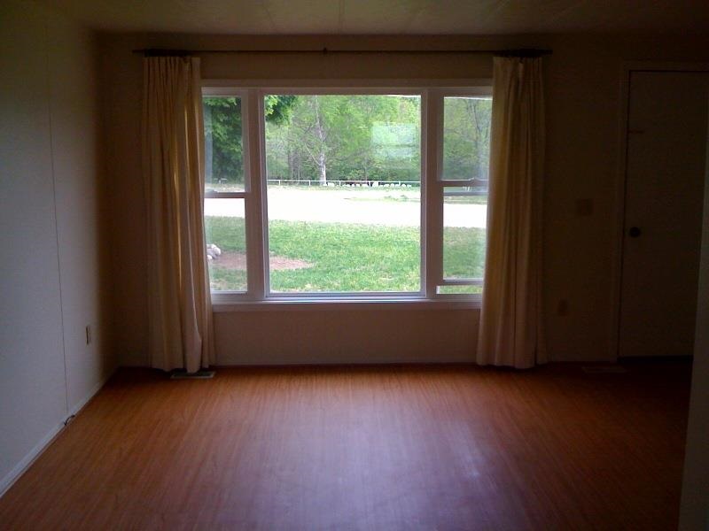 907 Erie Street East Jordan MI 49727