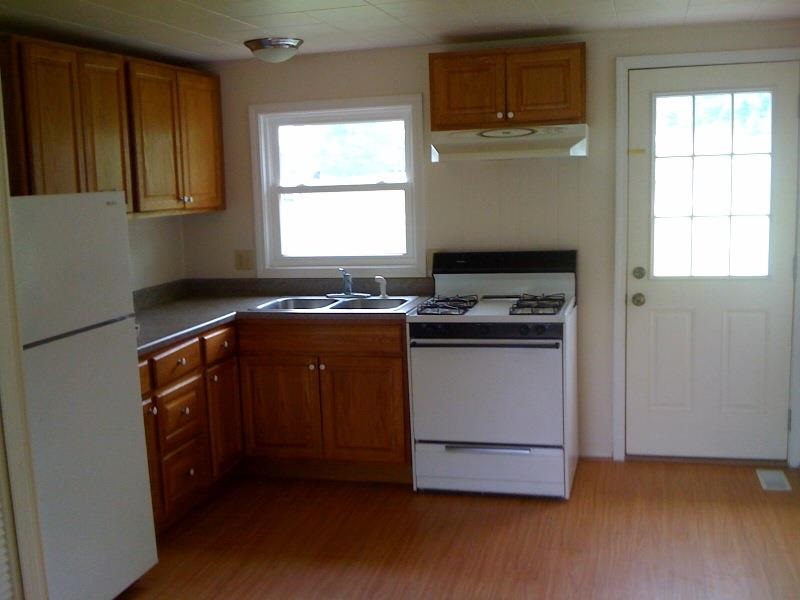 907 Erie Street East Jordan MI 49727