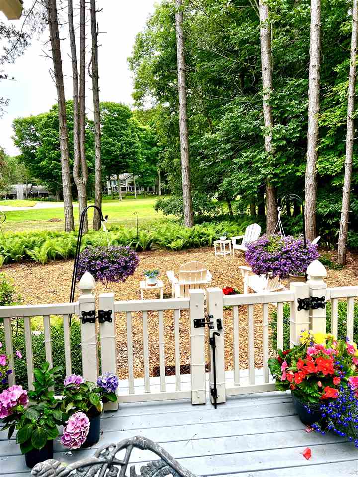 2226 Pinecrest Harbor Springs MI 49740