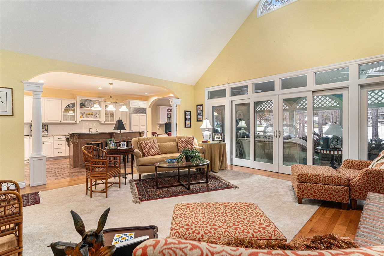 2226 Pinecrest Harbor Springs MI 49740