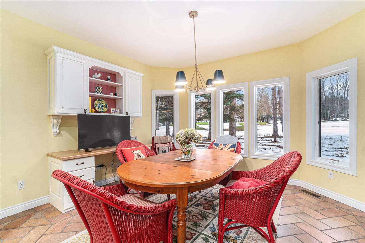 2226 Pinecrest Harbor Springs MI 49740