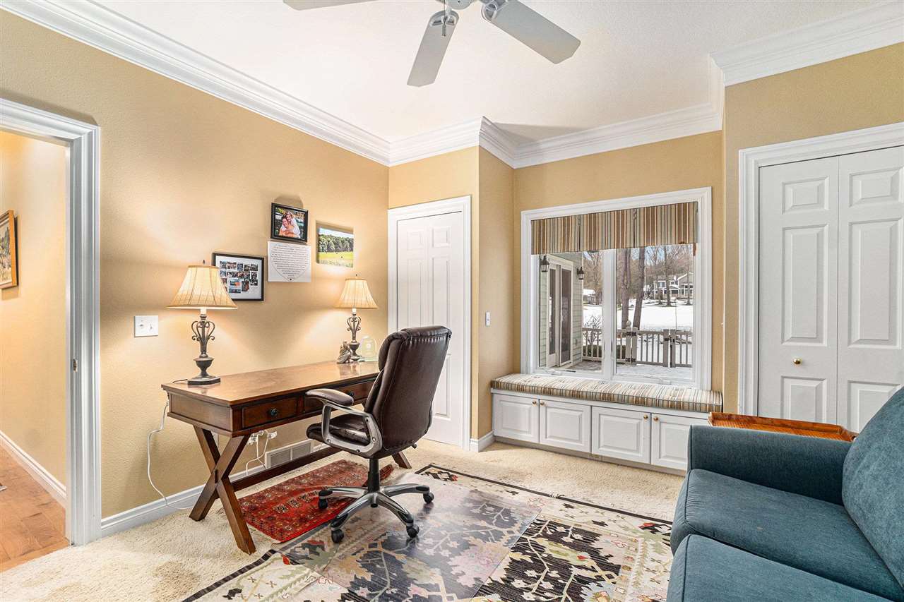 2226 Pinecrest Harbor Springs MI 49740