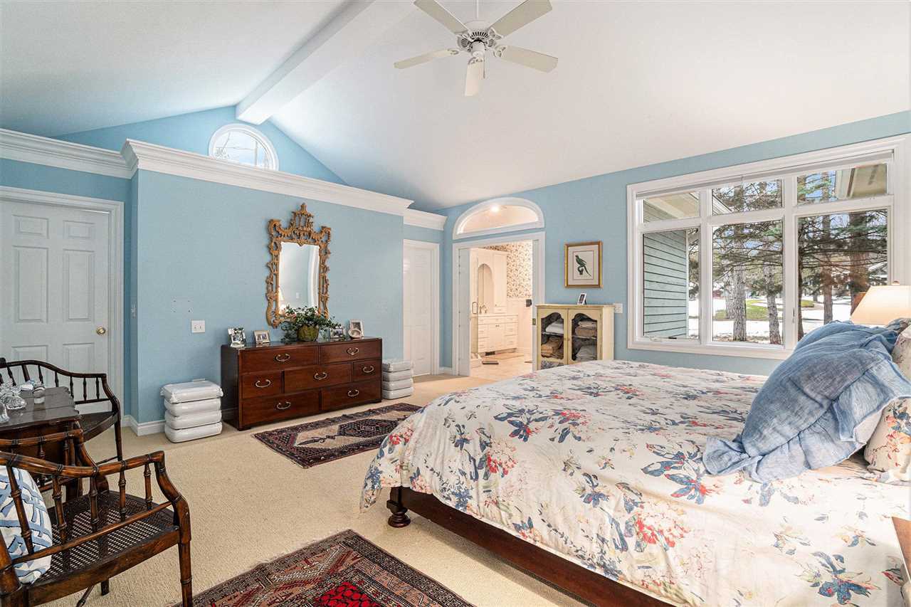 2226 Pinecrest Harbor Springs MI 49740