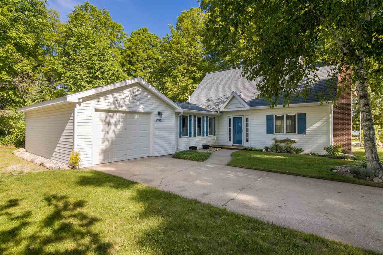 832 Deepwater Point Drive Bellaire MI 49615