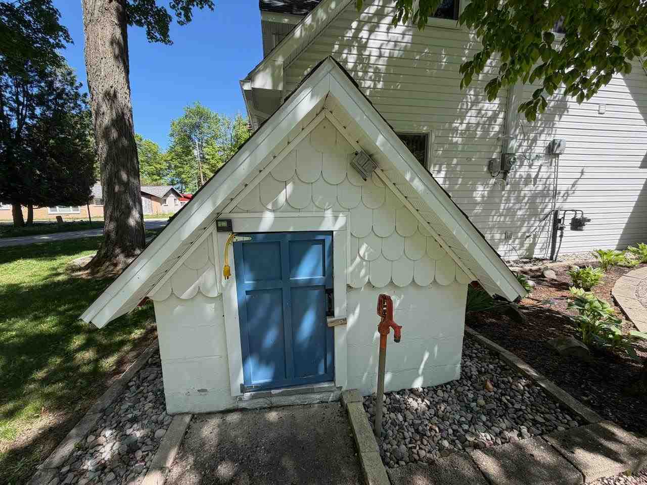 832 Deepwater Point Drive Bellaire MI 49615