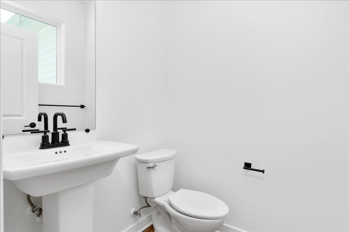 2243 Pinecrest Harbor Springs MI 49740