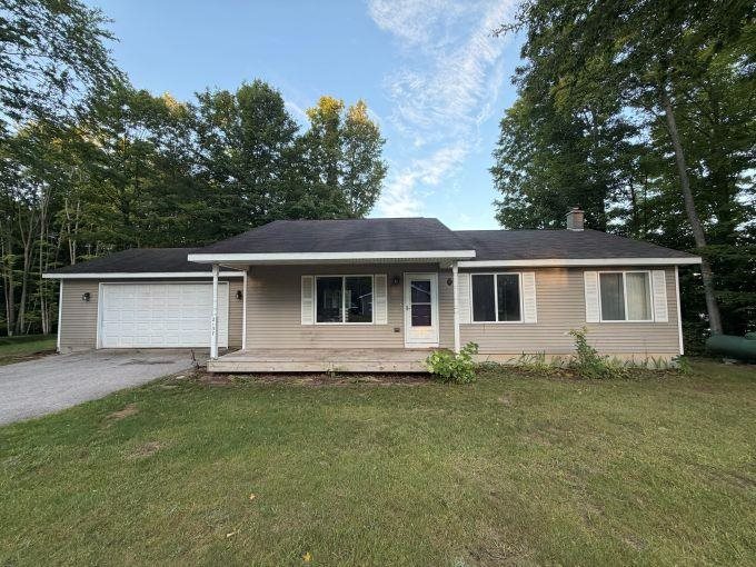 2137 Kodiak Trail Kingsley MI 49649