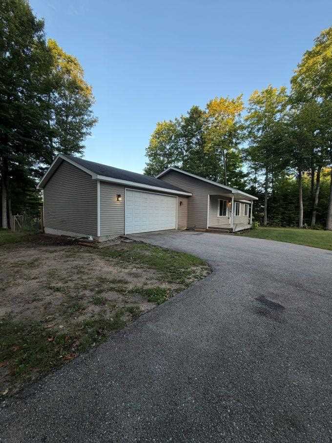 2137 Kodiak Trail Kingsley MI 49649