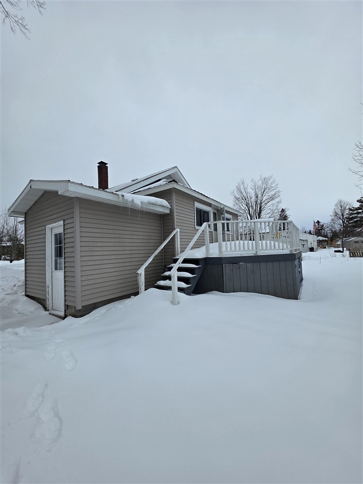 304 Ione Street Petoskey MI 49770