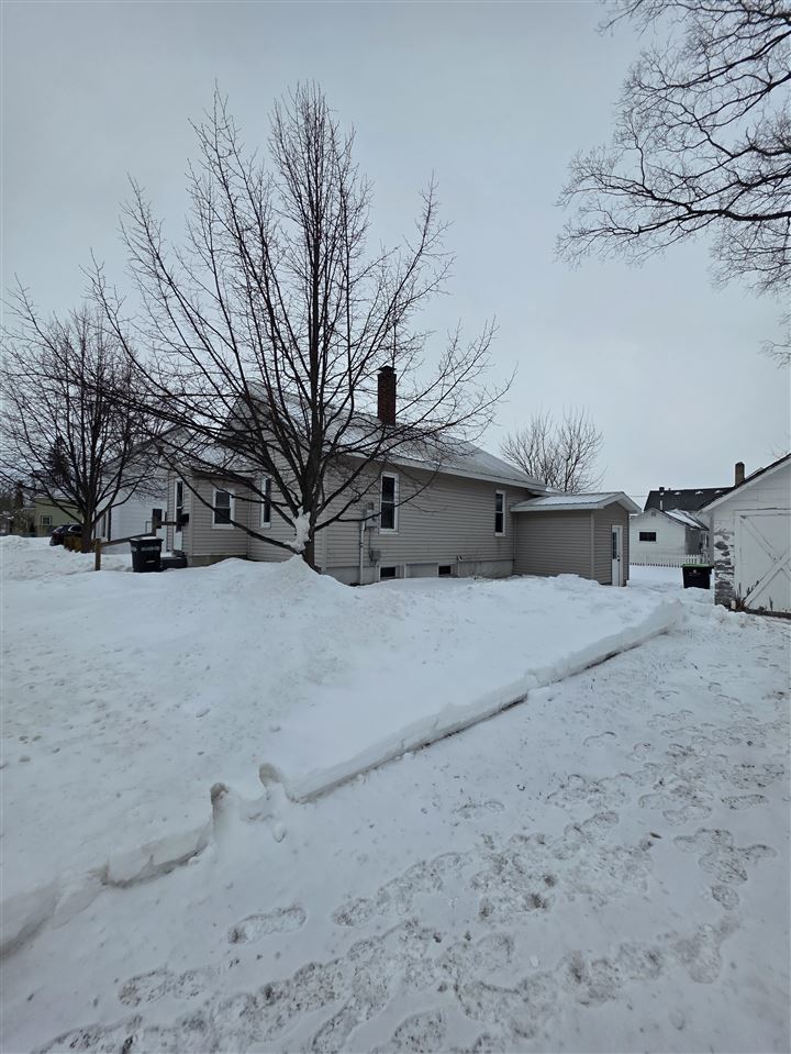 304 Ione Street Petoskey MI 49770