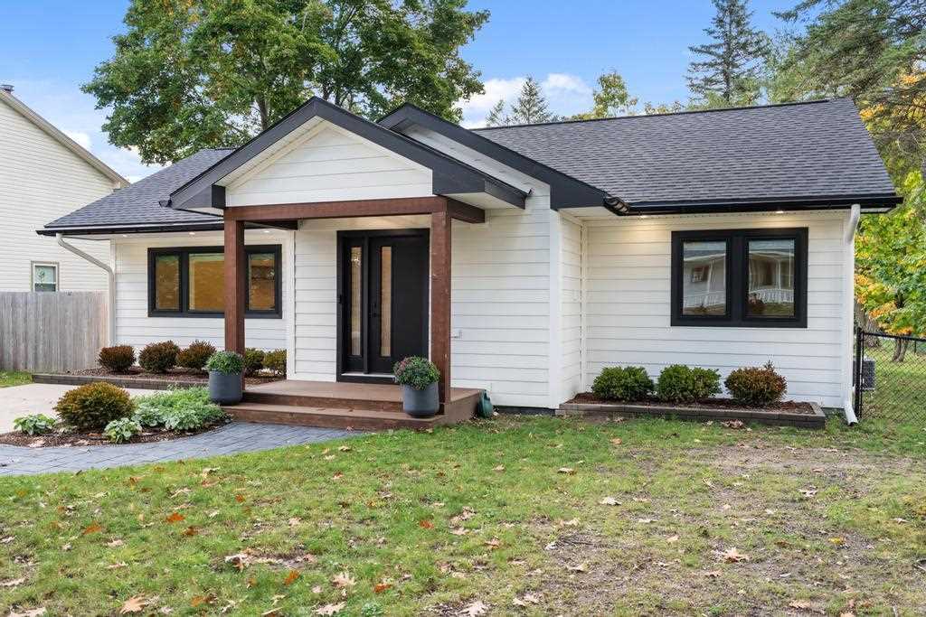 640 Harrison Street Harbor Springs MI 49740