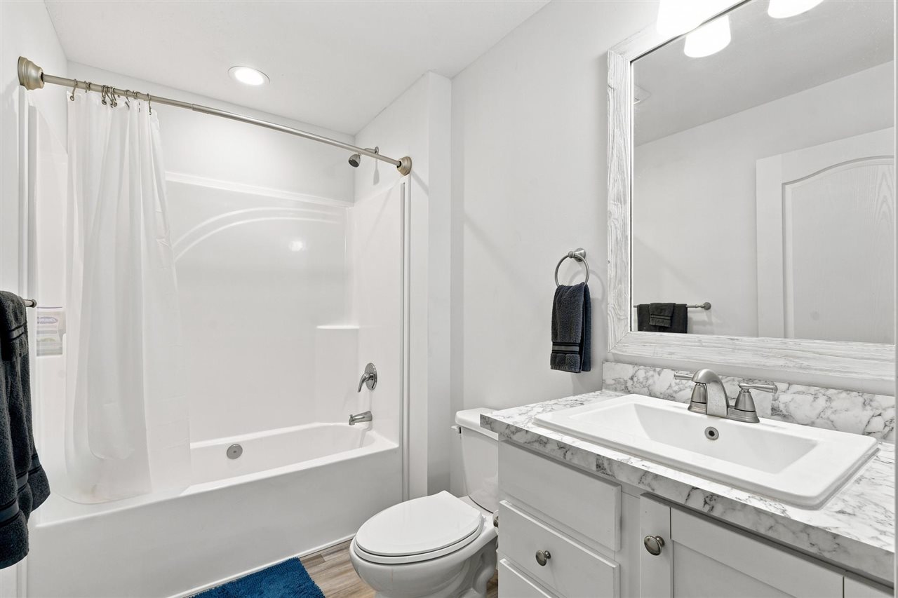 387 Silver Creek Road Petoskey MI 49770