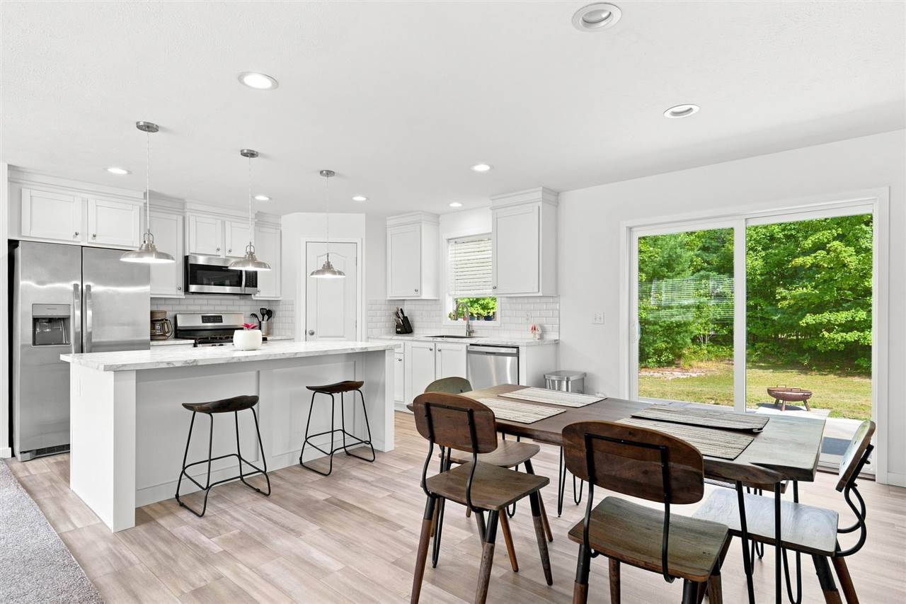 387 Silver Creek Road Petoskey MI 49770
