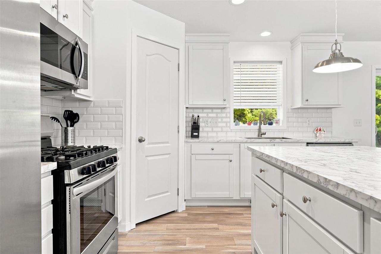 387 Silver Creek Road Petoskey MI 49770