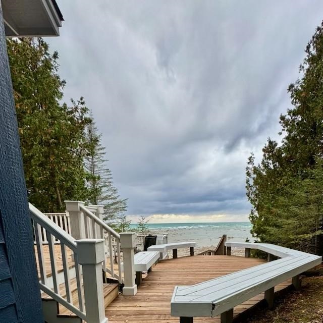 4195 Lakeshore Drive Charlevoix MI 49720
