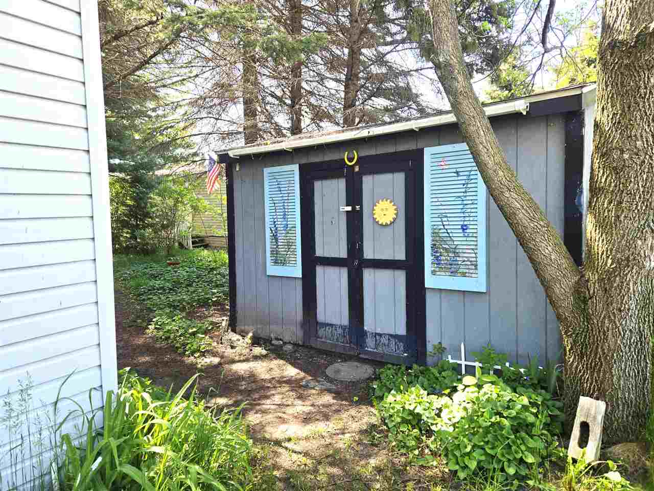 06685 M66 Charlevoix MI 49720