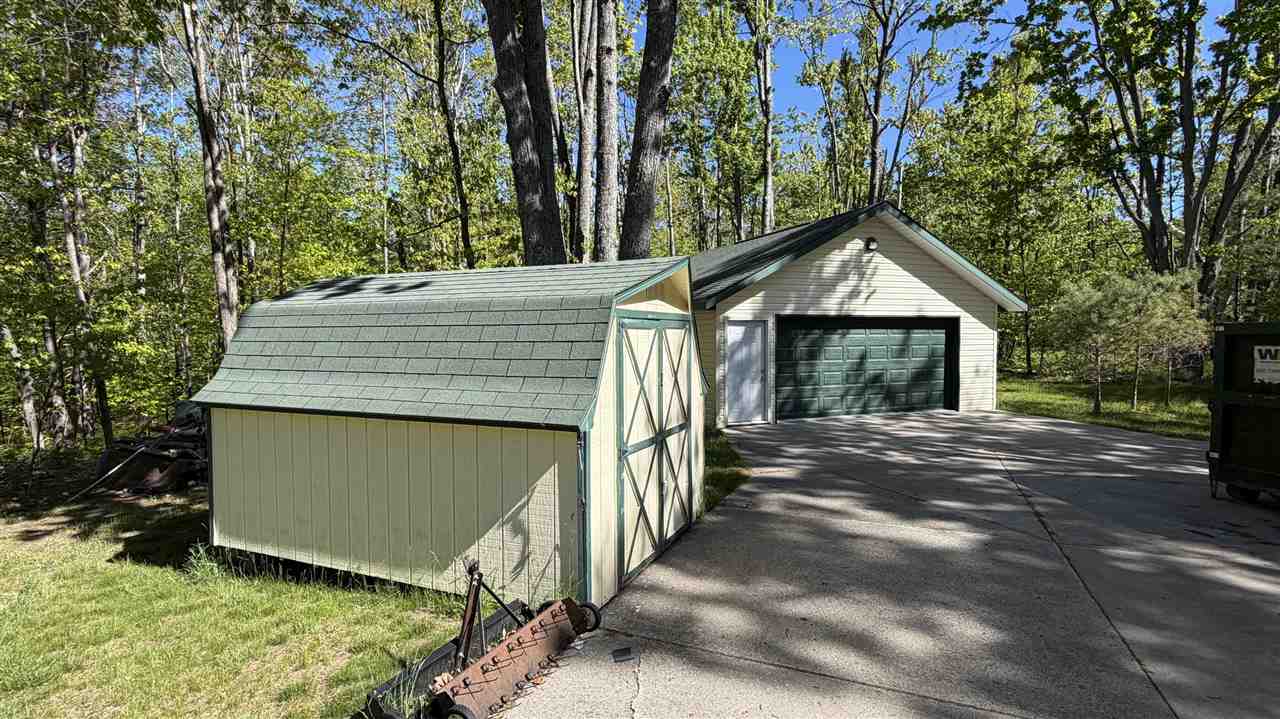7774 Sandpiper Trail Gaylord MI 49735