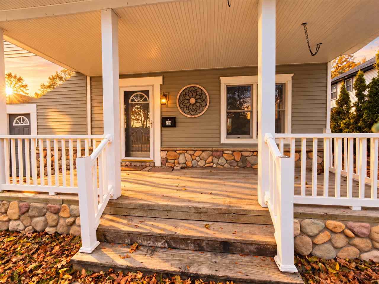 260 Mary Street St. Ignace MI 49781