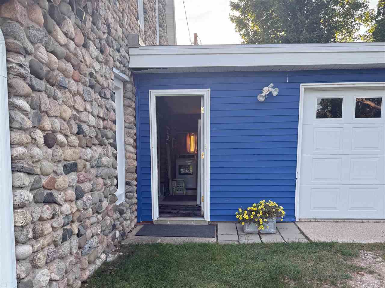 9588 Atwood Road Charlevoix MI 49720