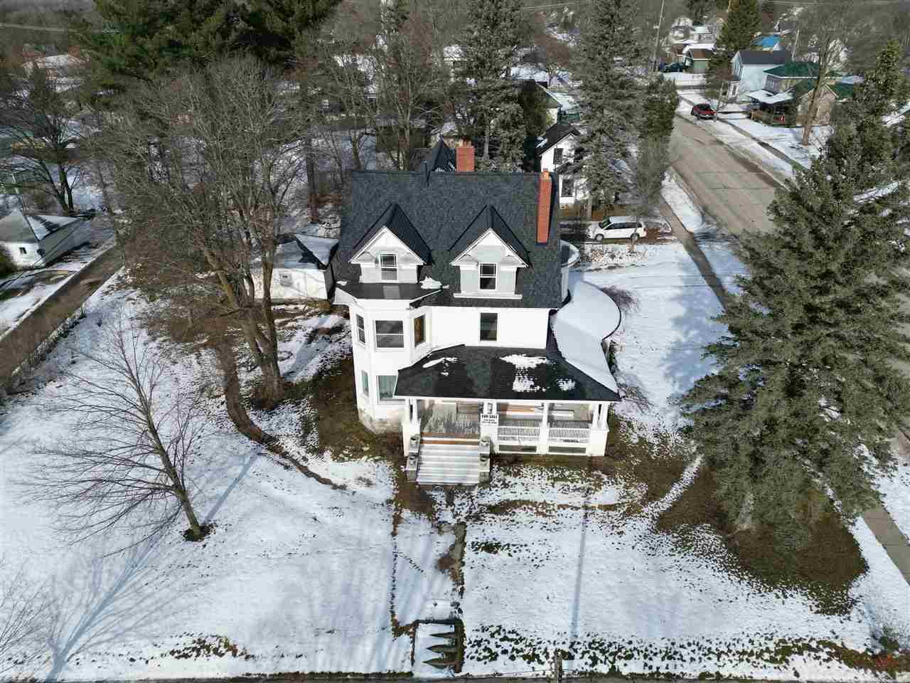 209 Esterly Street East Jordan MI 49727