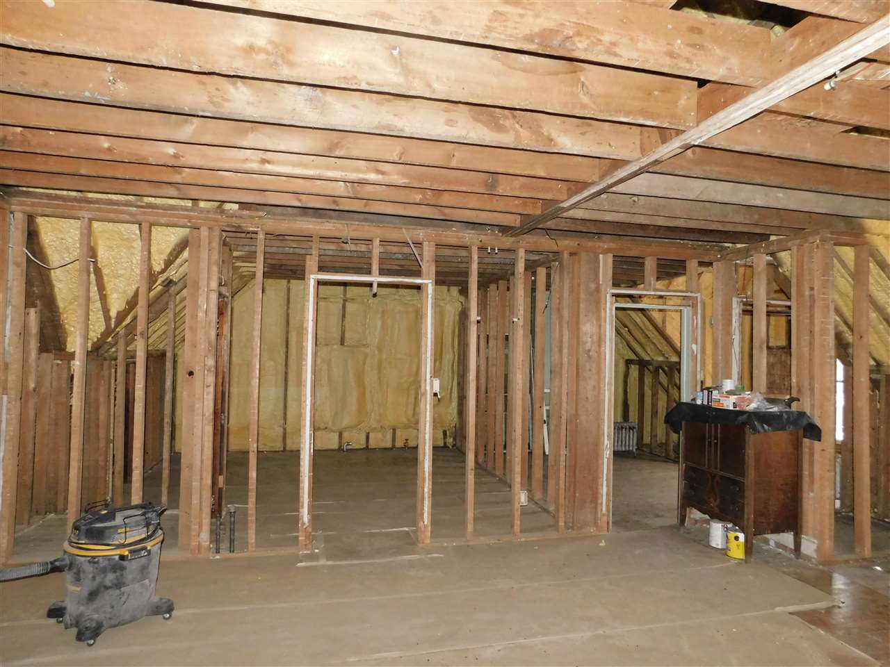 209 Esterly Street East Jordan MI 49727