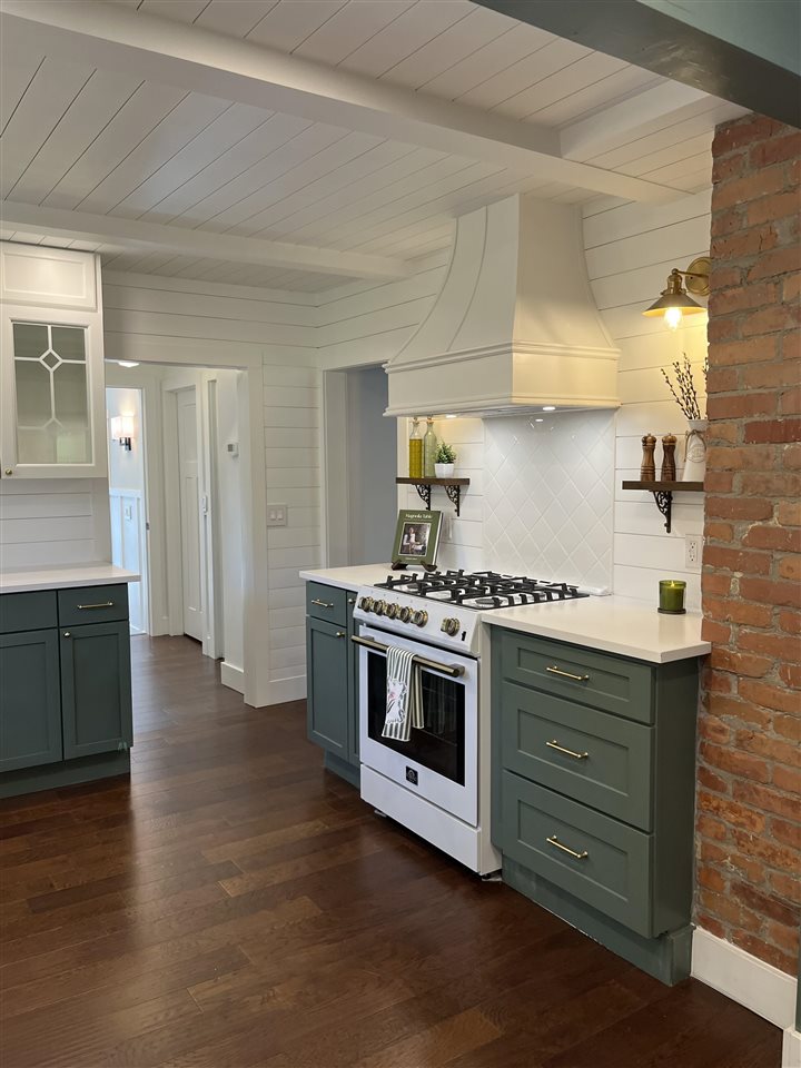 1115 Waukazoo Avenue Petoskey MI 49770