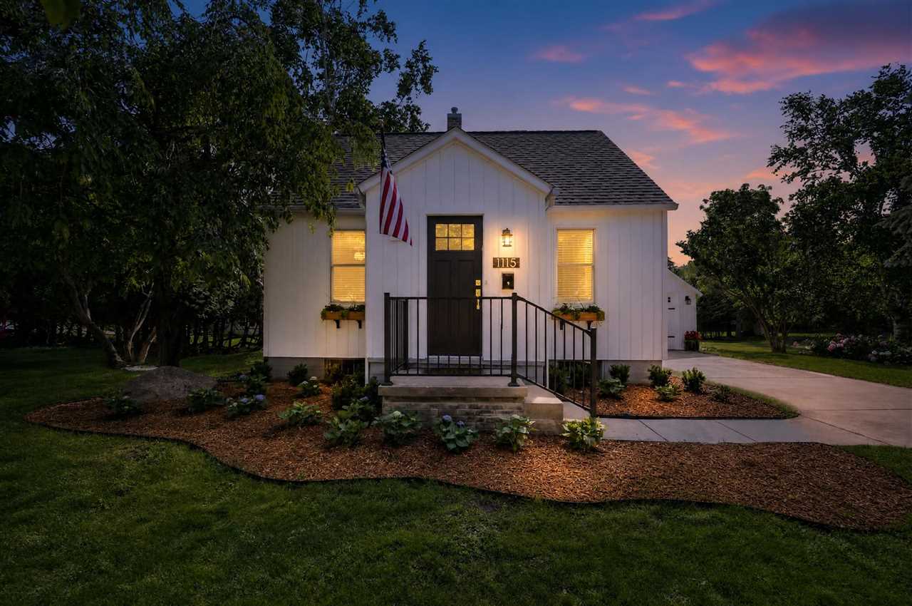 1115 Waukazoo Avenue Petoskey MI 49770