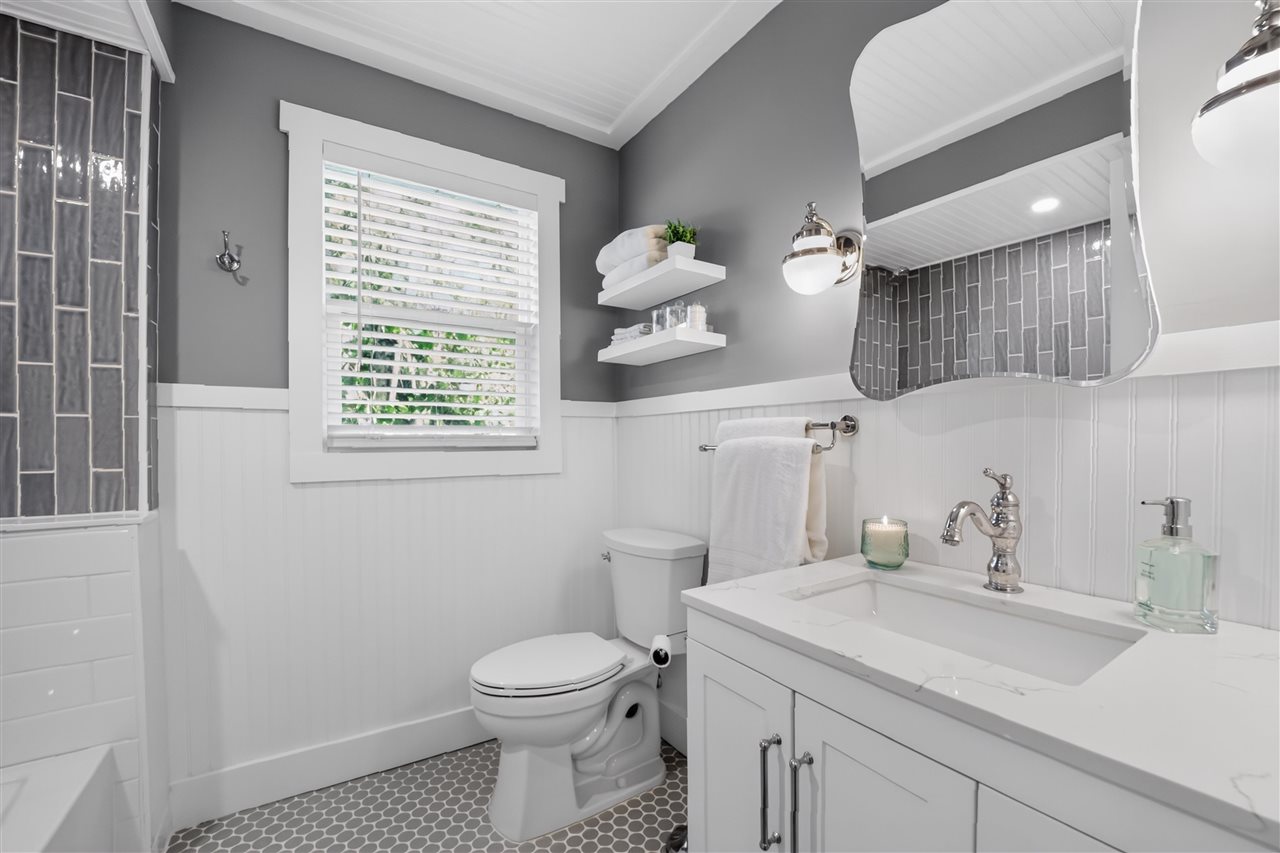 1115 Waukazoo Avenue Petoskey MI 49770