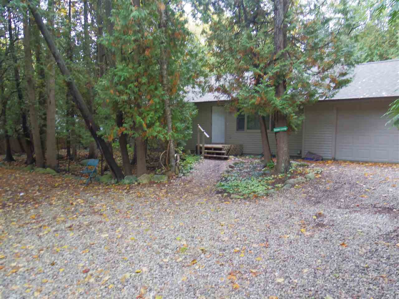 13208 Bay Street Charlevoix MI 49720