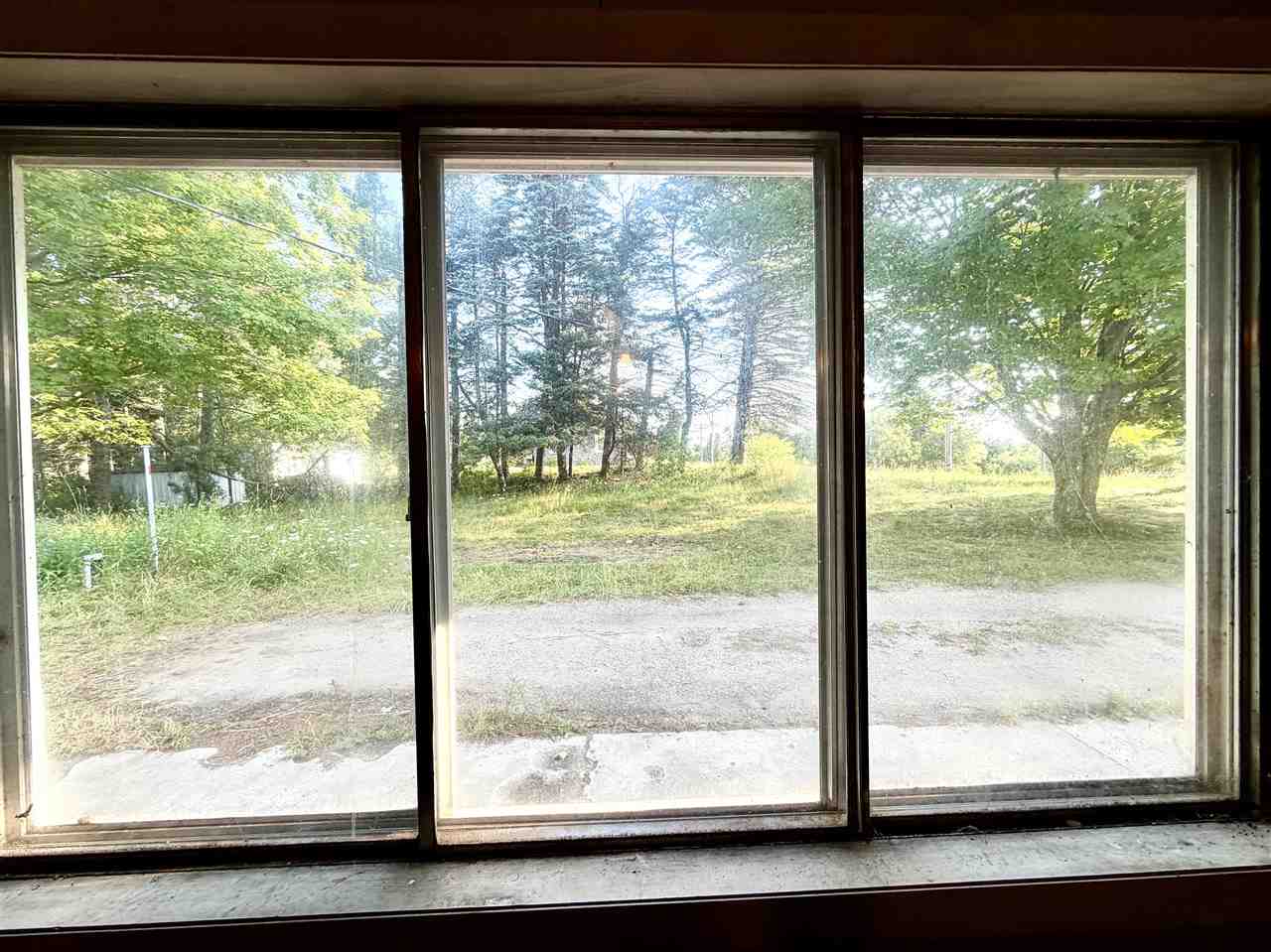 4563 Loeb Road Charlevoix MI 49720