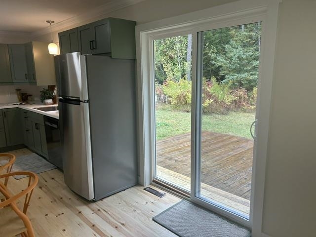 2562 Pinewood Circle Cheboygan MI 49721