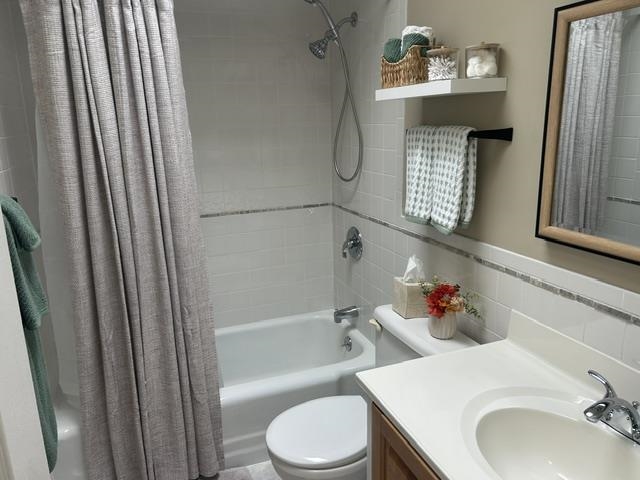 2562 Pinewood Circle Cheboygan MI 49721