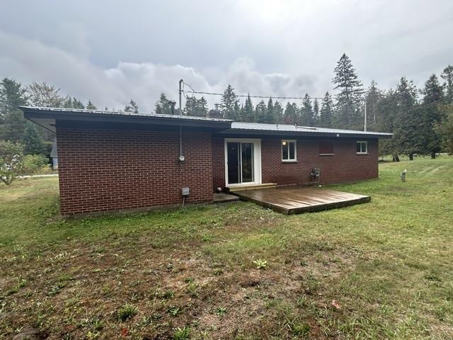 2562 Pinewood Circle Cheboygan MI 49721