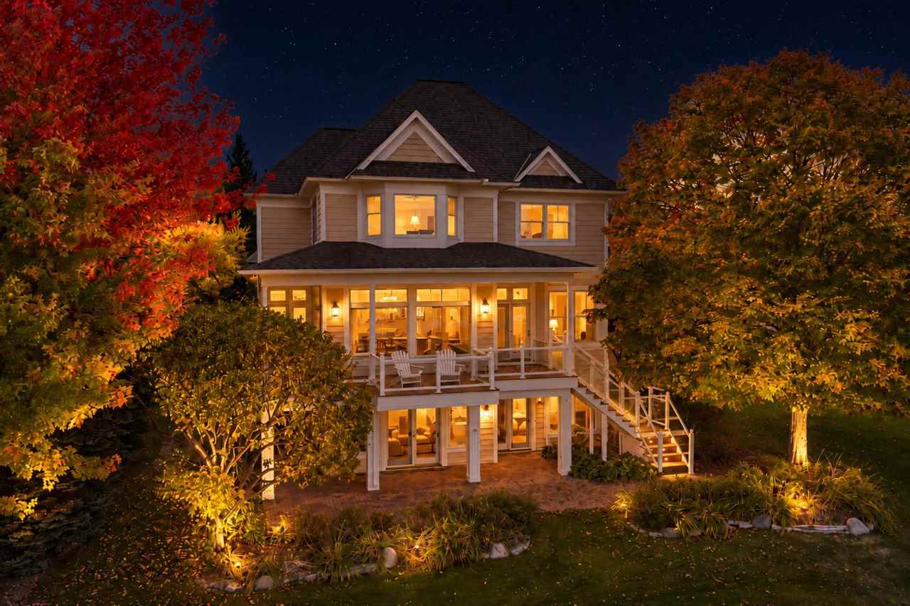 902 Bluffs Court Bay Harbor MI 49770