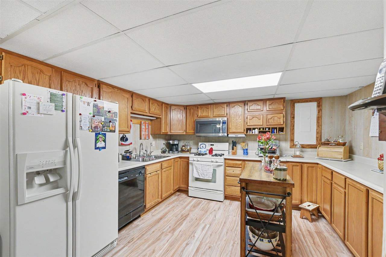 5218 Mitchell Road Central Lake MI 49622