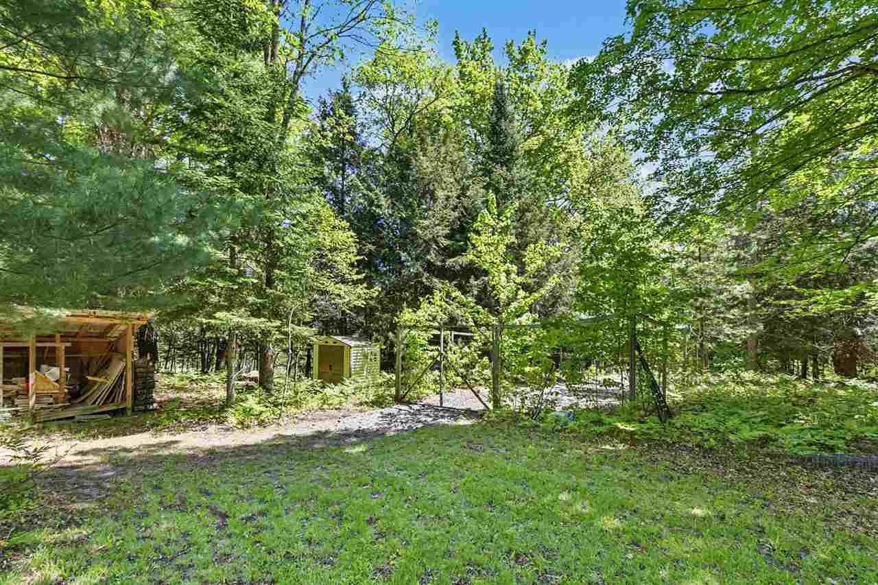 5218 Mitchell Road Central Lake MI 49622