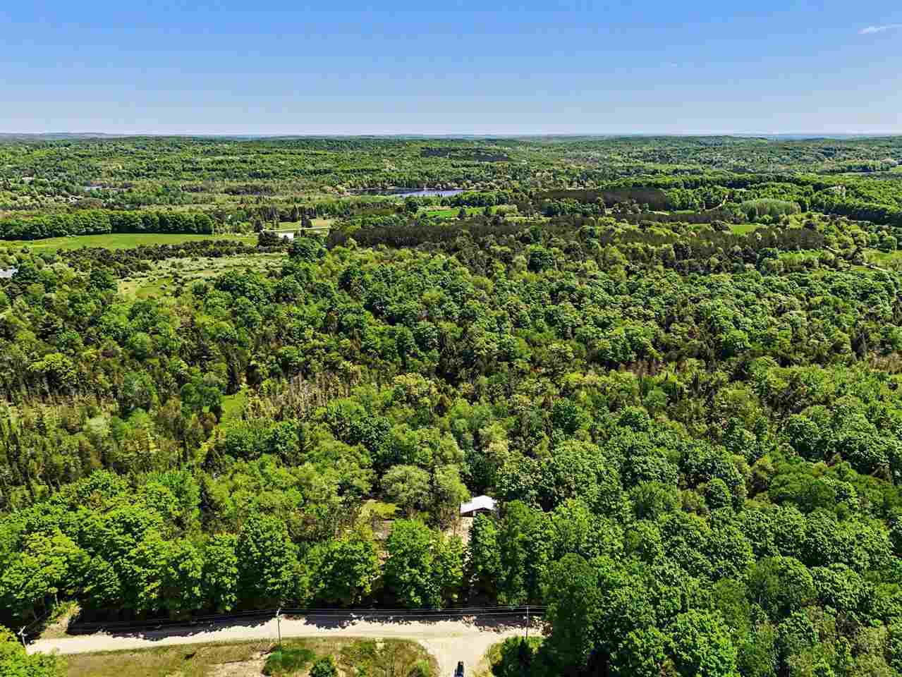 5218 Mitchell Road Central Lake MI 49622